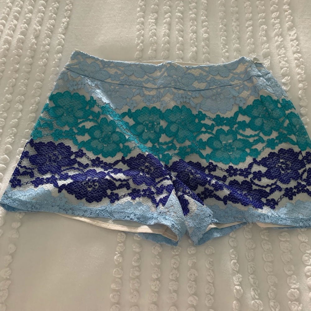 Lined Lace Shorts Like New Never Worn Size Med